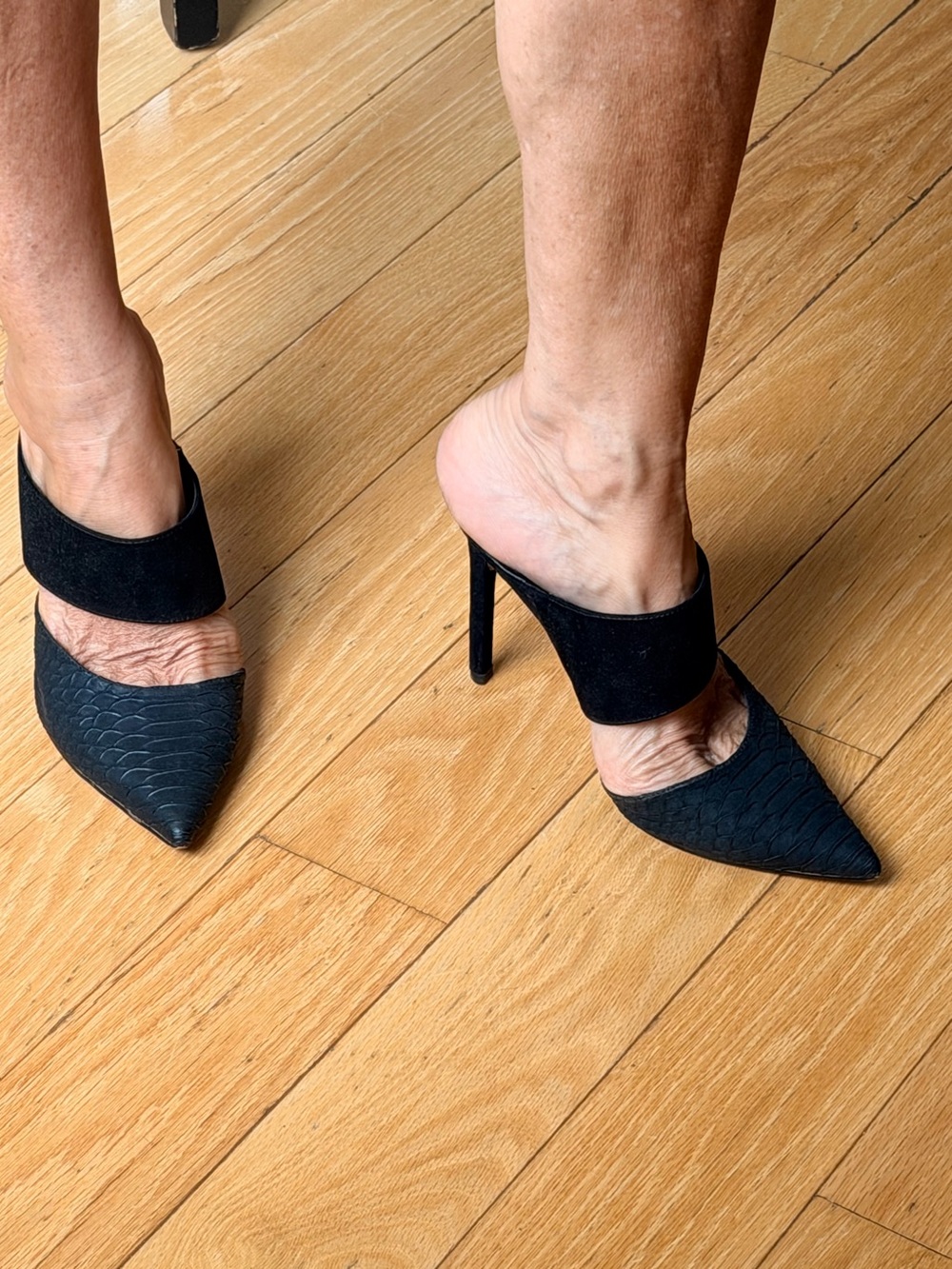 Express Black Pointed Toe Stiletto Mules